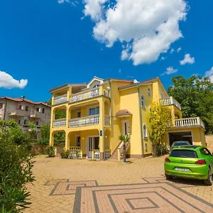  Apartment Artan